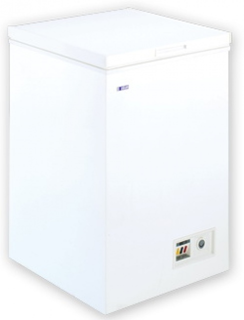 UCF 160 S Chest freezer with solid top door