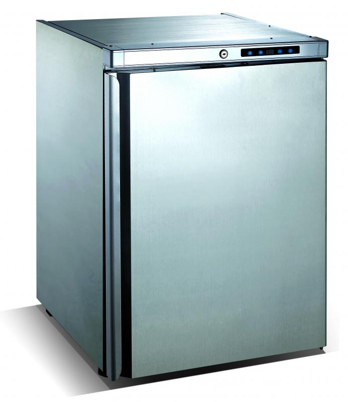 BC-161 - STAINLESS STEEL refrigerator with full door KHORIS by TC